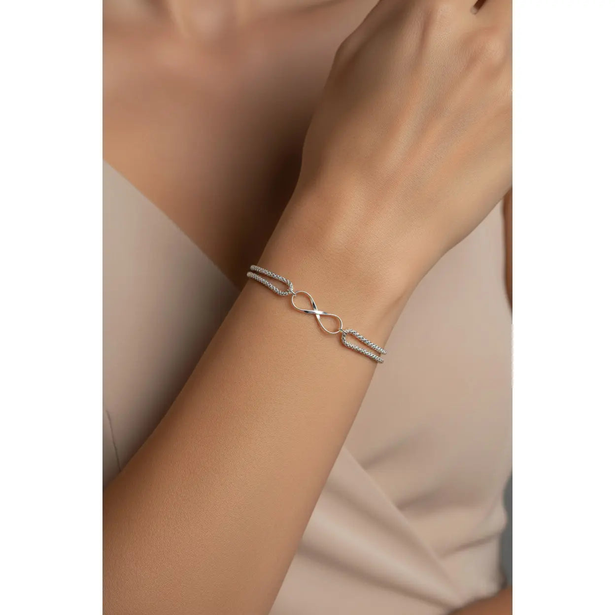 925 Sterling Silber Doppelstrang-Armband mit Unendlichkeitssymbol